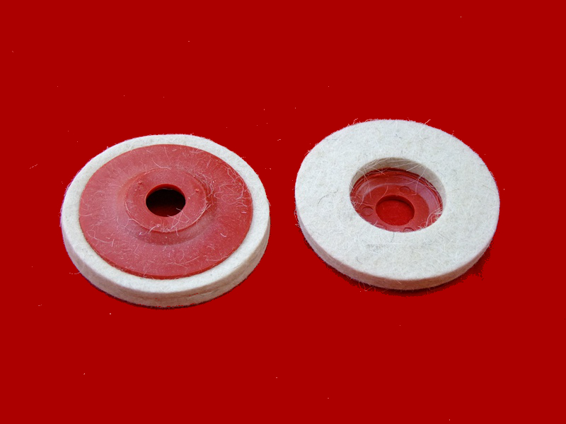 Angular felt wheel